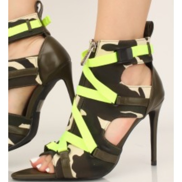 BOGO New camouflage heels - Picture 7 of 8